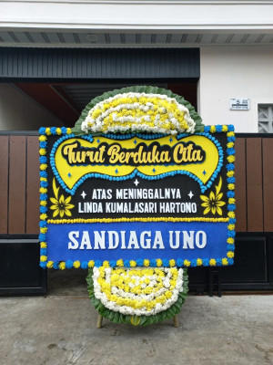 Papan Bunga Duka di Meras